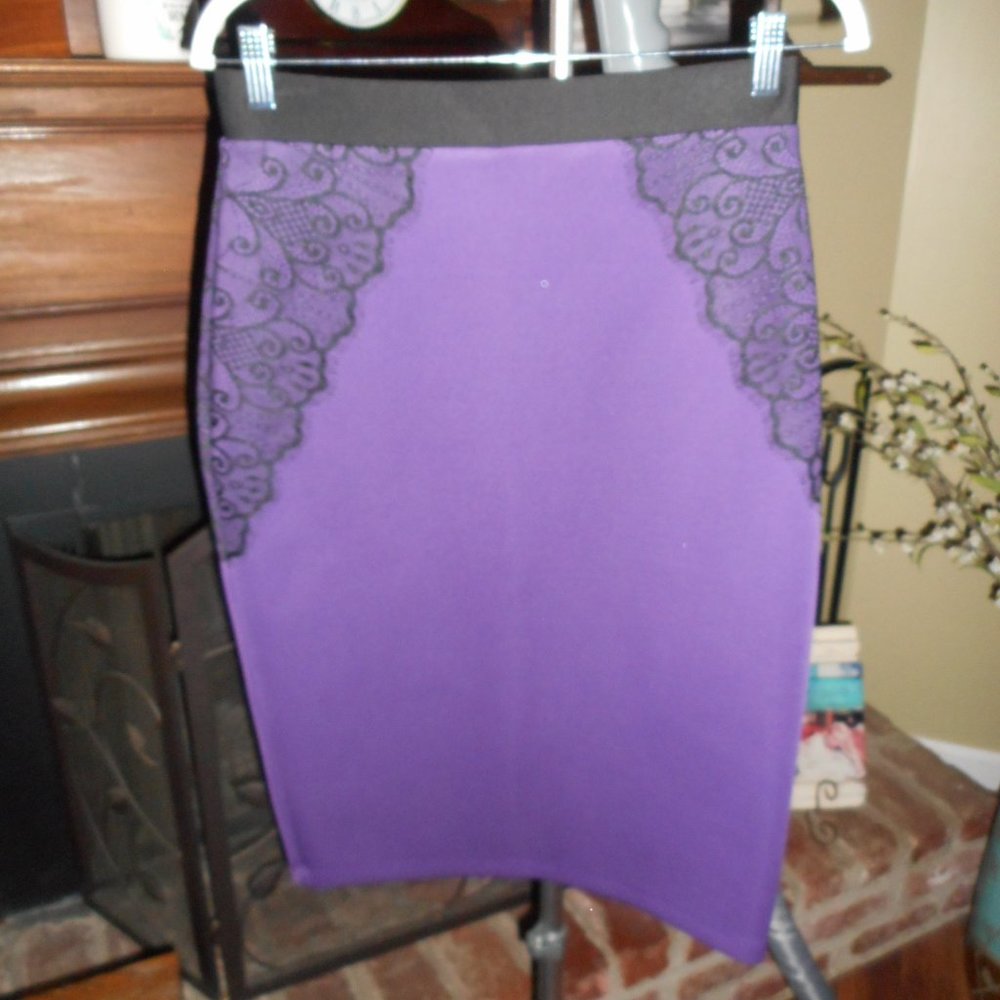 BOGO FREE, Dorothy Perkins Bright Purple Skirt with Lace, size 6 US